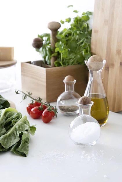 Składniki na blacie kuchennym